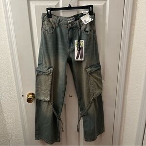 S.O.N.G low rise cargo baggy jeans size 28